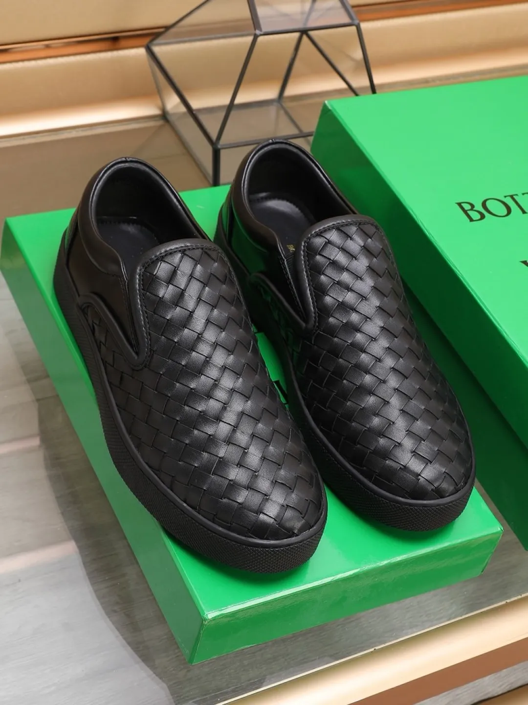 Men's men's shoes💰Men's shoes💰480💰🔥[BV] series of top purchasing agents🔍Imported first-layer cowhide woven surface, cowhide foot pads lining environmentally friendly ♻️Does not fade, 💪Sole: Rubber combination original factory special outsole ⚠Original and single goods 🔍🔍You can come in and out at will, welcome to compare ⚠Number of sizes: 38-44
